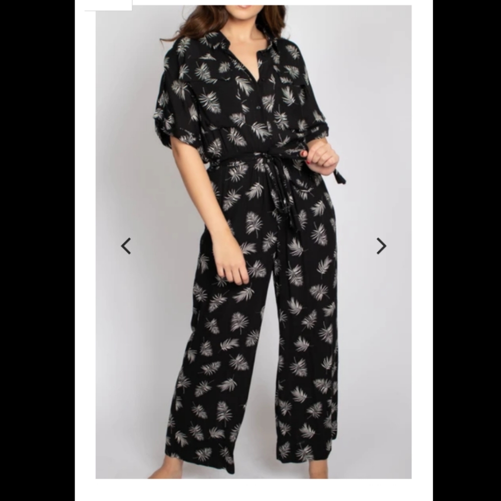 Lilyful Black Jumpsuit Size Small